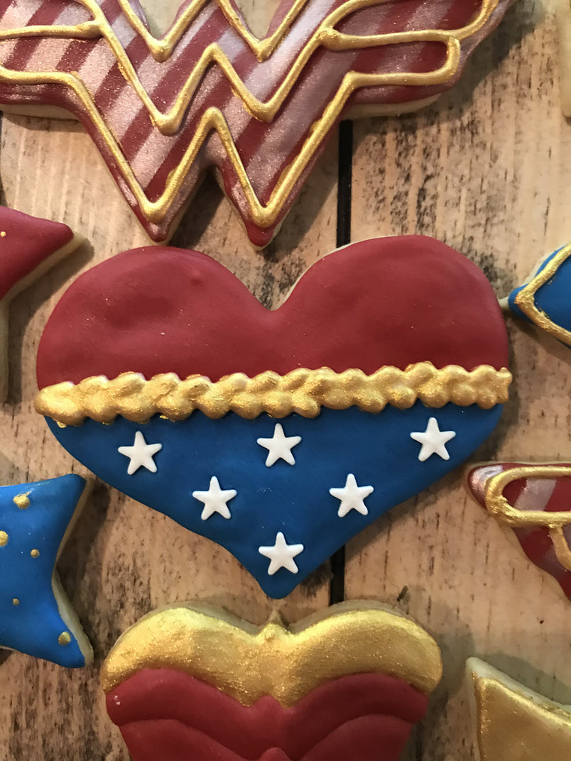DC Wonder Woman Cookies Heart