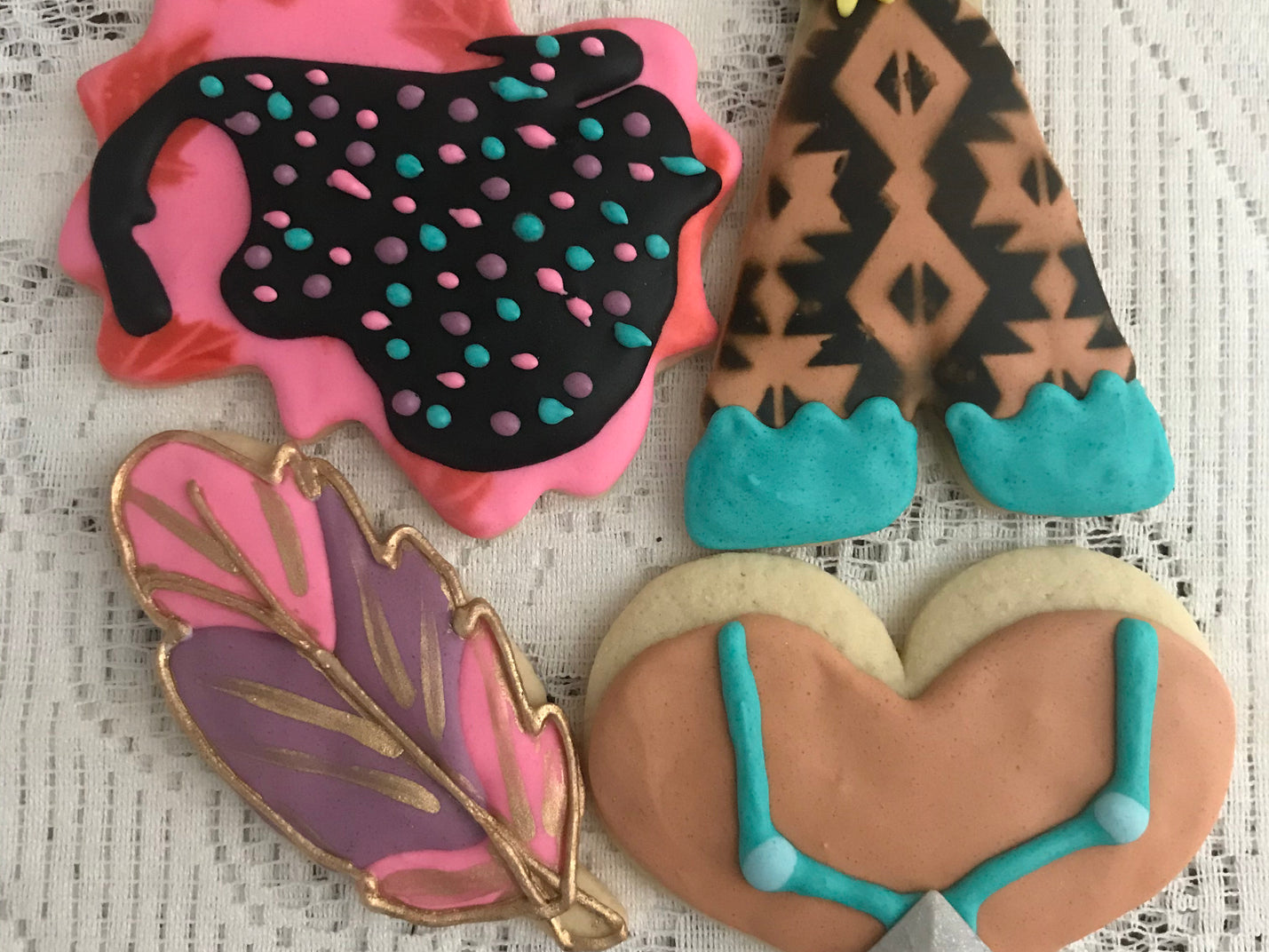 Disney Pocahontas Cookies Set Dozen