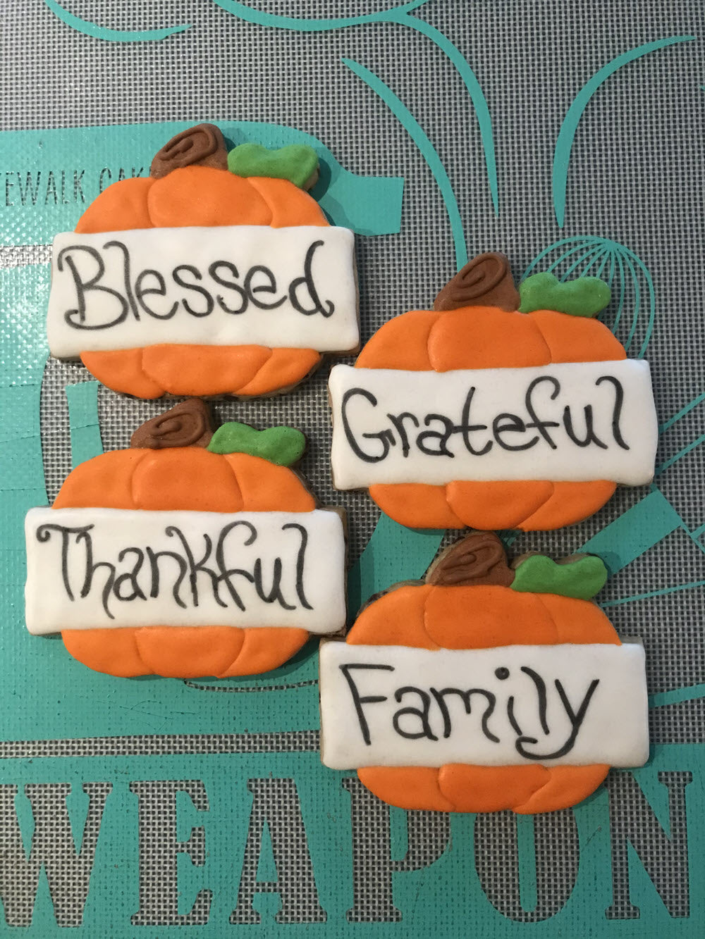 Thanksgiving Day Cookies Set